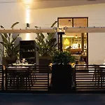 Hotel Arryvo