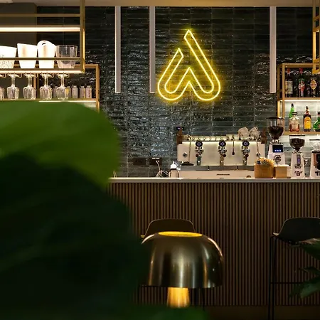 Arryvo Hotel