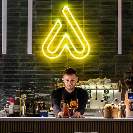 Ξενοδοχείο Arryvo