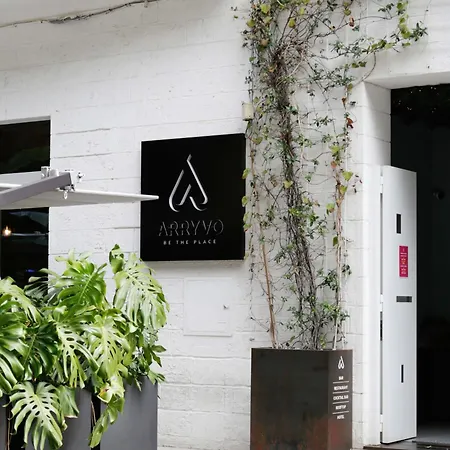 Hotel Arryvo 3*